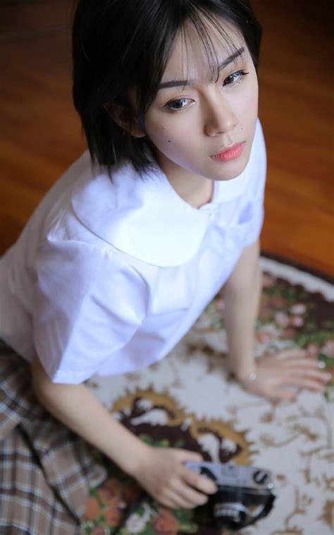 秋意渐浓，城市中的一隅温情角落悄然升温